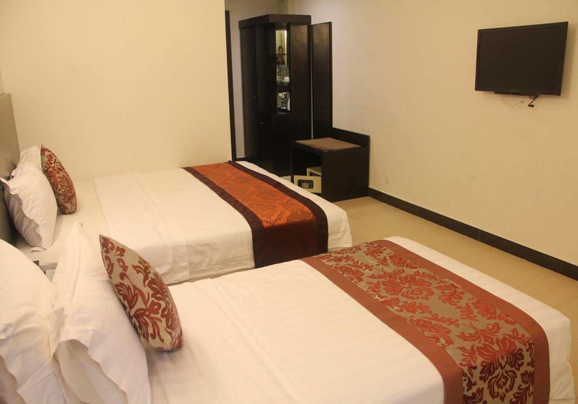 My Inn Hotel Tawau Exterior foto